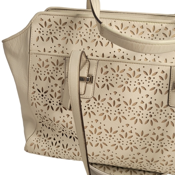 Coach Taylor Laser Cut Eyelet Leather Bag - Picture 5 of 17